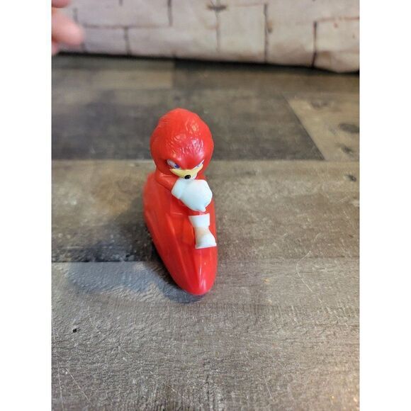 McDonald's 2021 Knuckles red Sonic 2 toy figure - Picture 3 of 6